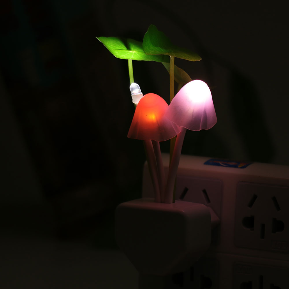 Enchanted Forest™ Color-Changing LED Mushroom Light – Smart Dusk-to-Dawn Sensor Night Light